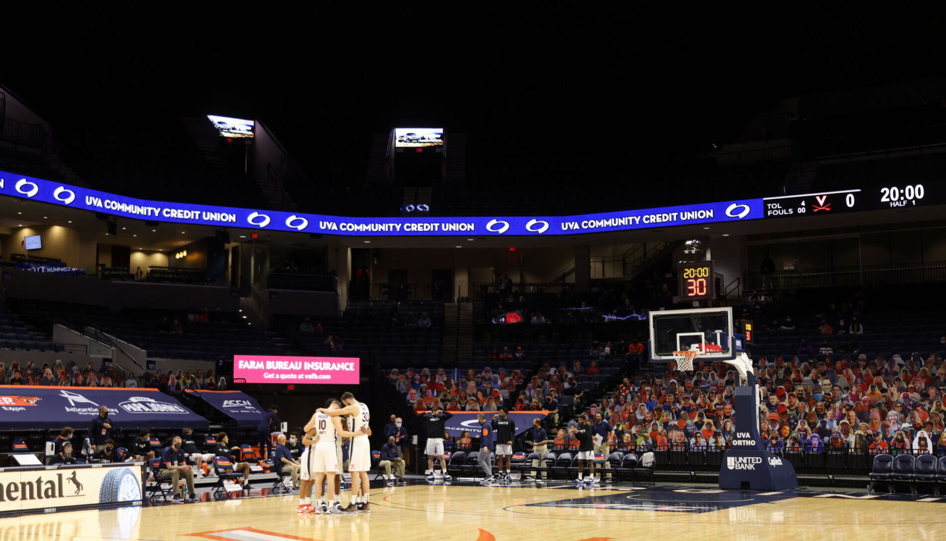 122220-cdp-sports-uva-mbball321.JPG